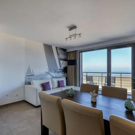 For 4 People With Balcony With Seaview דירה